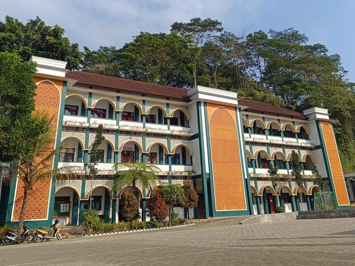 Asrama Pondok Pesantren Putra